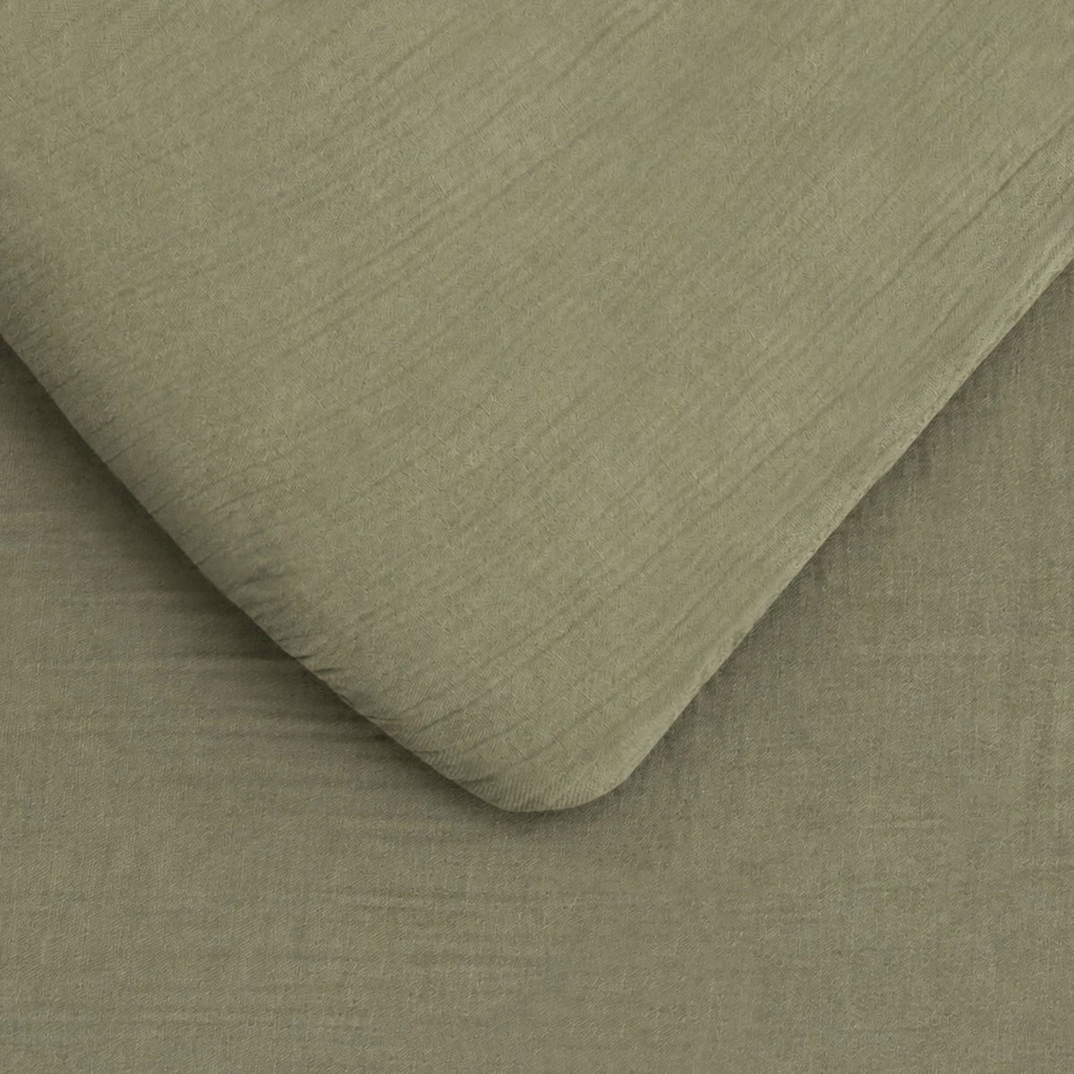 Cubrecama King reversible + Fundas verde oliva