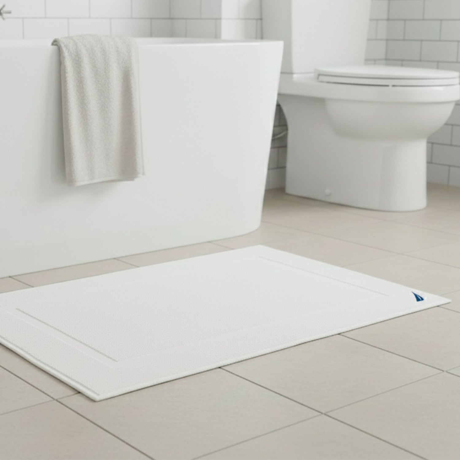 Alfombra de baño SIGNATURE Nautica 45x76cm blanco