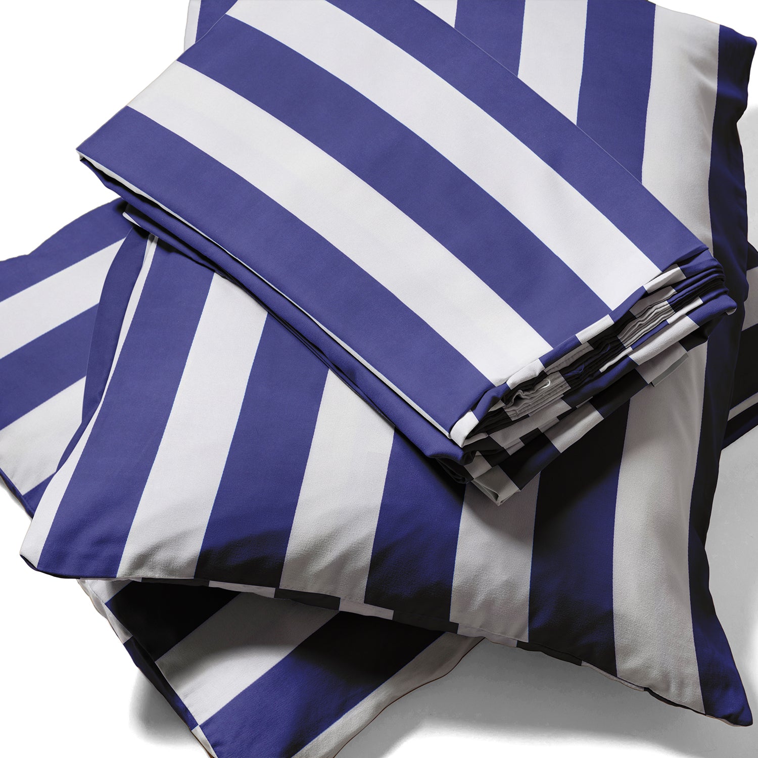 Juego de sábanas Nautica 4 piezas microfibra 2 plazas diseño azul marino