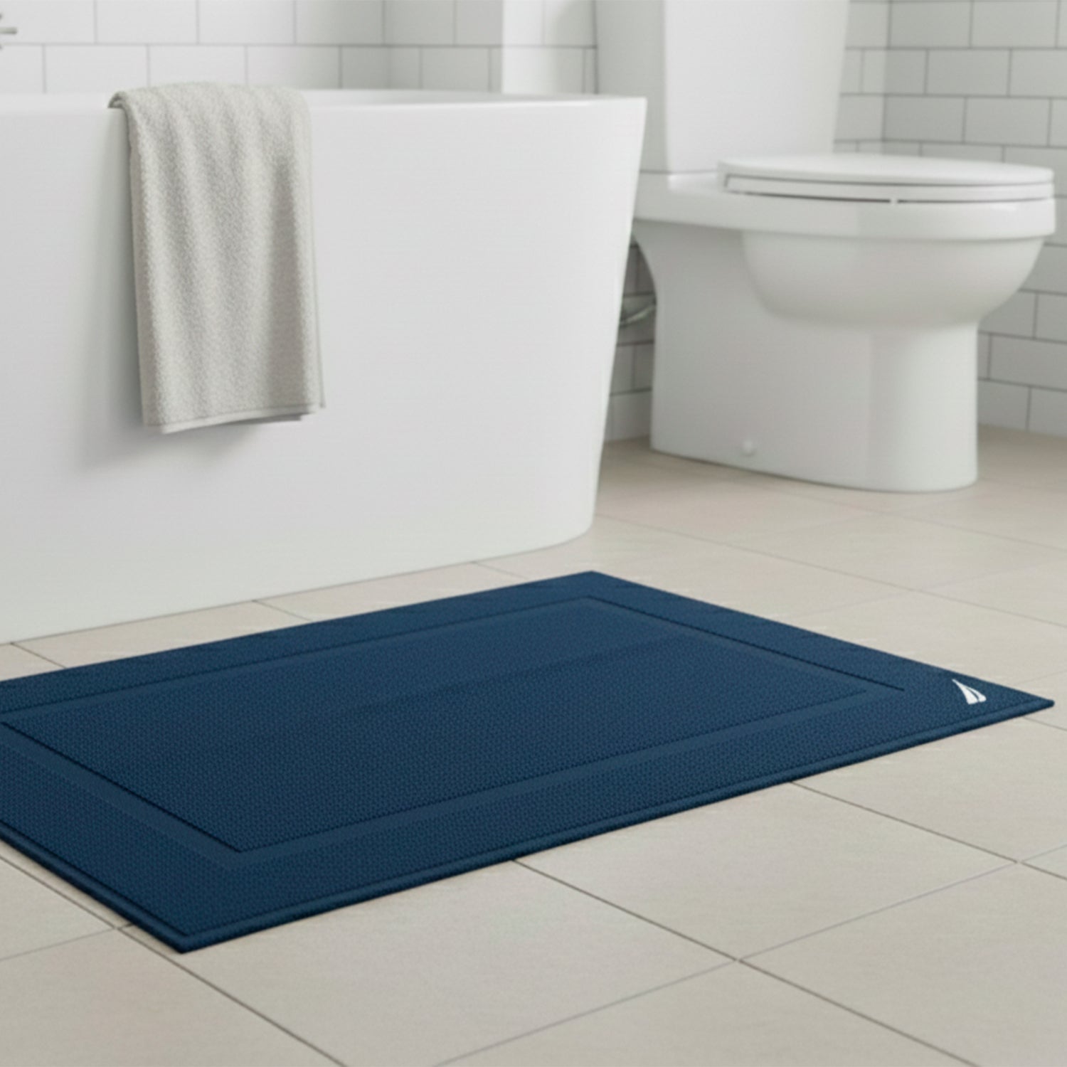 Alfombra de baño SIGNATURE Nautica 45x76cm azul marino