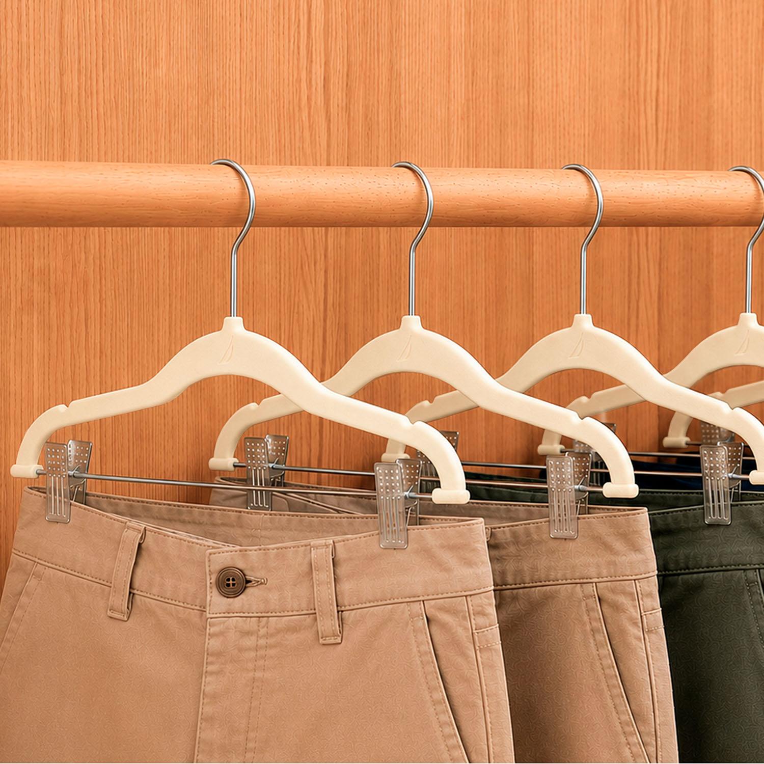 Colgadores de Ropa con clip Pack 6 beige Antideslizantes beige